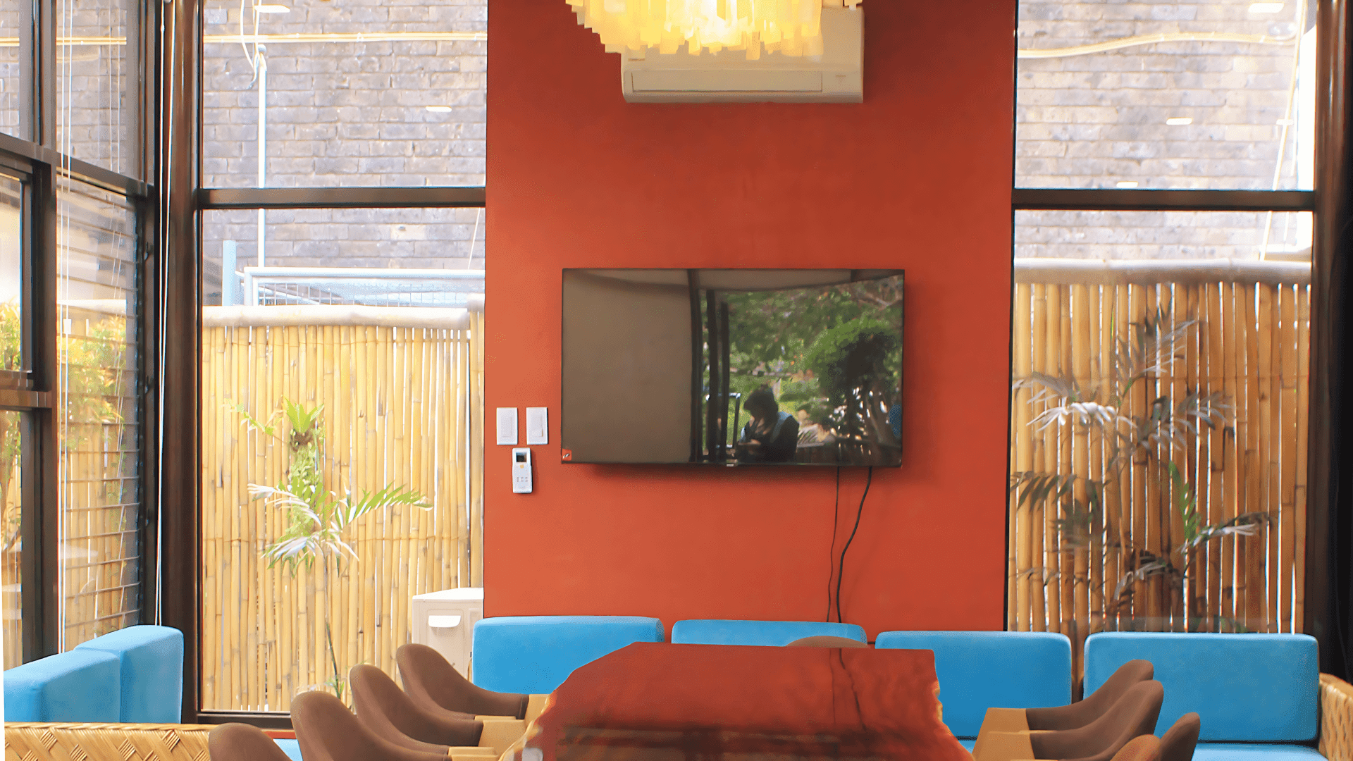 Home - Meet - UniversityHotel